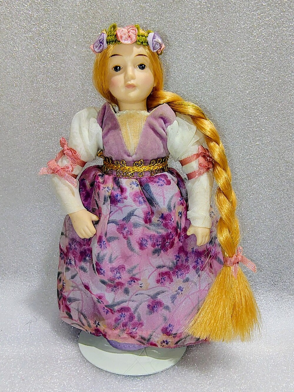 Vintage 1986 Avon “Rapunzel” Fairy Tale Collection Porcelain Doll